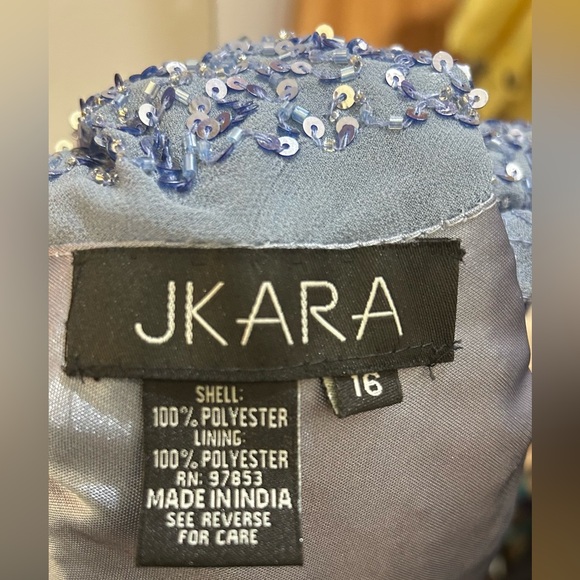 JKARA Wedding Attire / Evening Gown w Sequins Size 16 - Picture 6 of 6